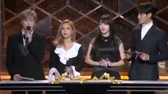 Intro & SIGNAL & Heart Shaker & 4 minutes & Greedy & Knock Knock (Carol ver.) & LIKE