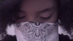 Alan Walker,音乐短片 - Sing Me To Sleep