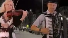 巴黎天空下的塞纳河