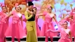 易秒英 - 祖国年年好