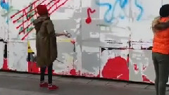 SM旧大楼前涂鸦