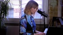 Gabrielle Aplin - Gabrielle Aplin - Used To Do