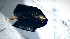 Alizee - La Guerre En Dentelle