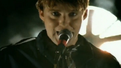 Kaiser Chiefs - I Predict A Riot