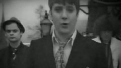 Kaiser Chiefs - I Predict A Riot