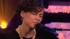 Alicia Keys - Girl On Fire & Brand New Me