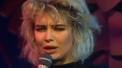 Kim Wilde - You Keep Me Hangin On