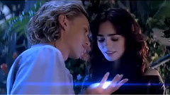 电影<圣杯神器:骸骨之城>预告片