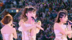 背中から抱きしめて