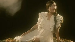 Alizee - A Cause De L'automne