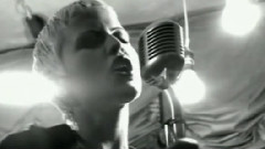 The Cranberries - Ode To My Family