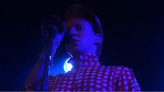 La Roux - Uptight Downtown