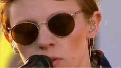 La Roux - Bulletproof