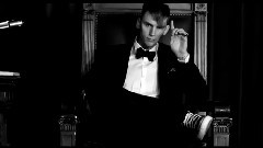 Machine Gun Kelly - Black Tuxedo