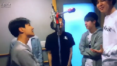 I NEED U 录音棚合唱