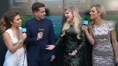 2015BBMA Meghan Trainor Charlie Puth Red Carpet采访