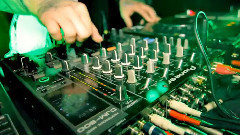 Лето любви (Портер Робинсон & жидкого незнакомец)