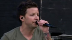 Simple Plan - Your Love Is A Lie