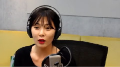 泫雅个人技表演