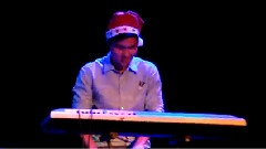 August Band - 圣诞结