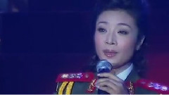 穿军装的川妹子