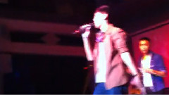 August Band - 爱情不是一切 & 大城小爱