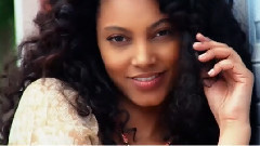 2015 Sports Illustrated Swimsuit Issue-Ariel Meredith