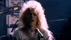 Guns N' Roses - Welcome To The Jungle
