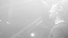 Brennan Heart - Follow The Light