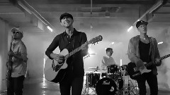 Monkey Majik - You Are Not Alone