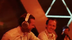 Frontliner - Galaxies Collide