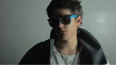 QUB - I Like My Tunes