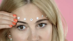 Pixie Lott - Pixie Lott节日化妆教程