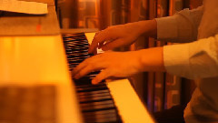 River Flows In You(夜色钢琴版)