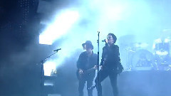 Fall Out Boy - Centuries & Trap Queen