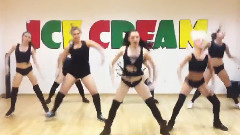 Мацета тренират за хубави тела с вихрен як данс