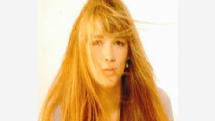 Hélène Rollès - 绿色大眼睛(Dans Ses Grands Yeux Verts)