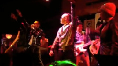 Far East Movement - Bruno Mars & Girls On The Dance Floor Rock Remix