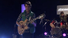 Vampire Weekend - A Punk