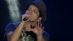 Bruno Mars - Talking To The Moon