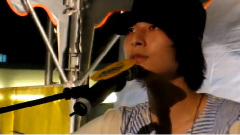 严爵 - 困在台北