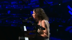 Tina Arena - Short Interview & Performance