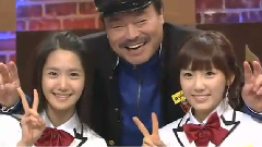 Snsd Yoona Taeyeon Laughing