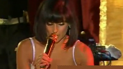 Nelly Furtado - Turn Off The Light Roxy