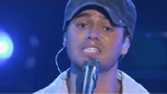 Enrique Iglesias - Nunca Te Olvidar Live Eng Captions