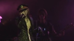 マークはバタフライ