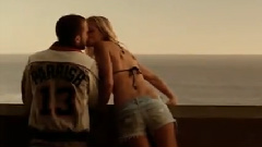 Far East Movement - 请不要藏宝弹跳火箭人