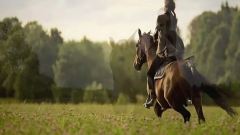 Crimson Moon - Moreza