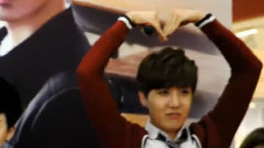 北京世茂工三商场签售会