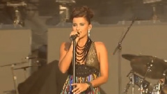 Nelly Furtado - Say It Right Champ Libre
